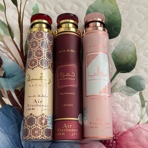 Lattafa Khamrah Air Freshener Spray - Burgundy